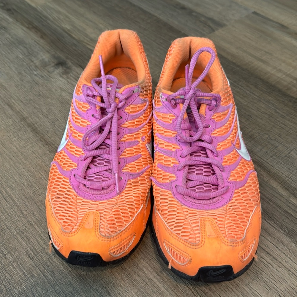 Nike MaxAir sneakers